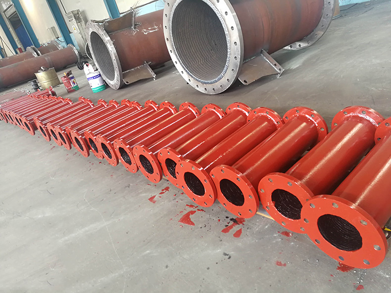 耐磨管道生產線(圖1) 耐磨管道生產線(圖1)