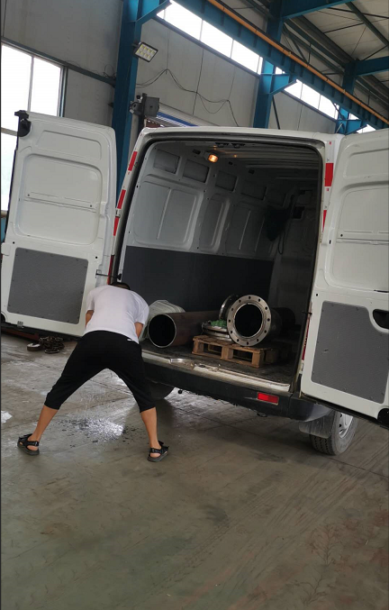 耐磨管道生產(chǎn)完成,馬上準(zhǔn)備發(fā)貨了!(圖2) 耐磨管道生產(chǎn)完成,馬上準(zhǔn)備發(fā)貨了!(圖2)