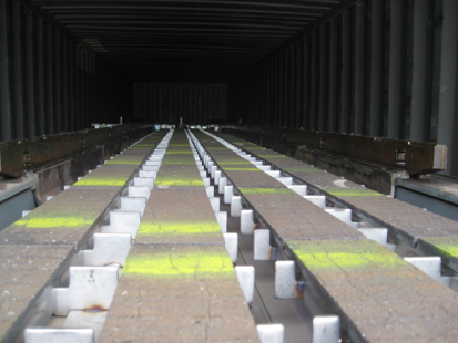 篦冷機堆焊耐磨板-復合耐磨鋼板(圖1) 篦冷機堆焊耐磨板-復合耐磨鋼板(圖1)