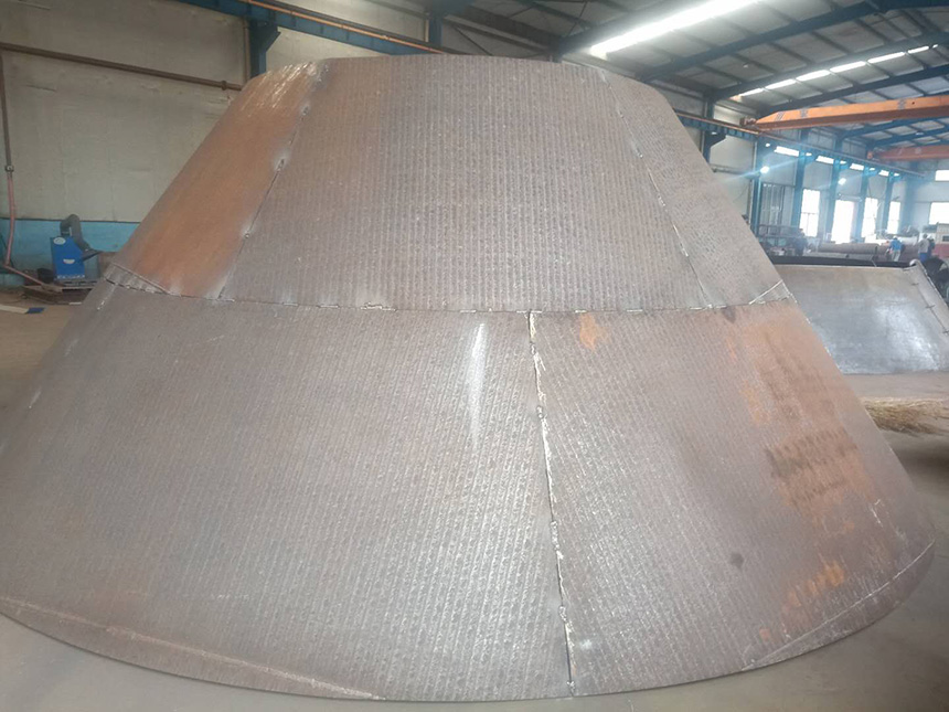 堆焊耐磨板制造圓錐破碎機配件(圖3) 堆焊耐磨板制造圓錐破碎機配件(圖3)