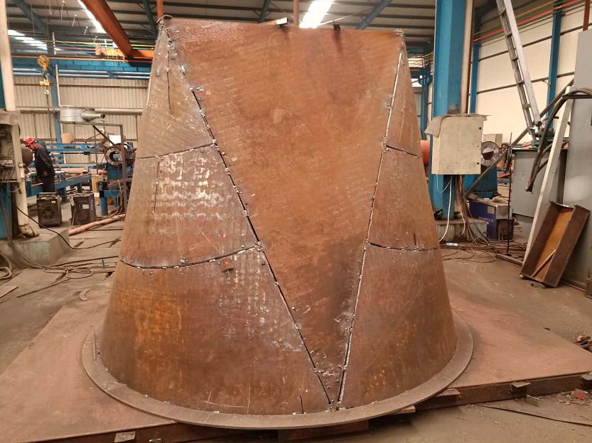 堆焊耐磨板和一般耐磨板有什么區別？(圖1)